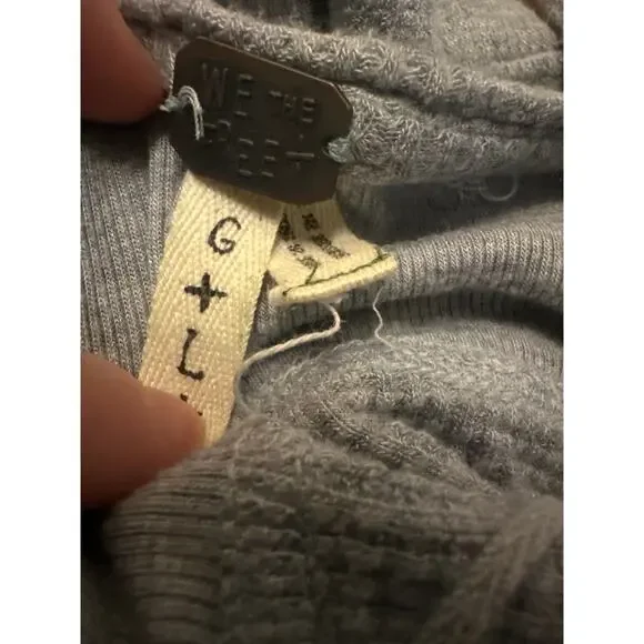 Wmen L We The Free People Scoop Neck Malibu Gray Waffle Tee Shirt Top Long Slv - Picture 6 of 6